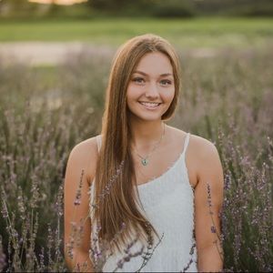 Meet your Posher, Carly